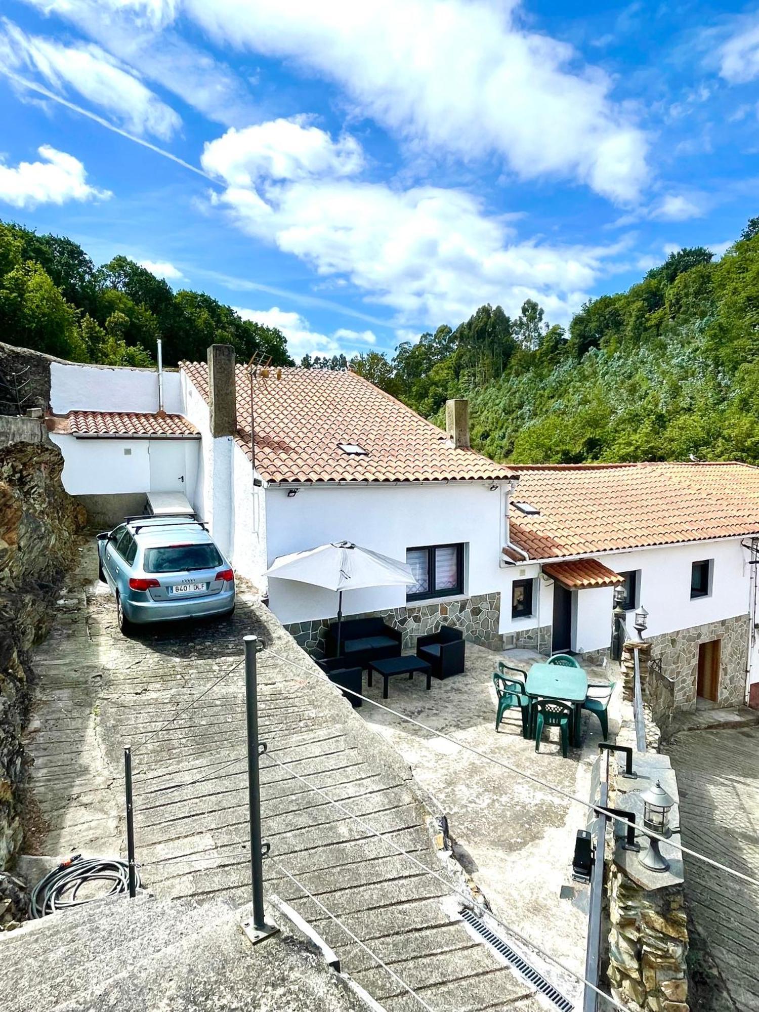 Casa Santi Y Laura Villa Cudillero Exterior photo